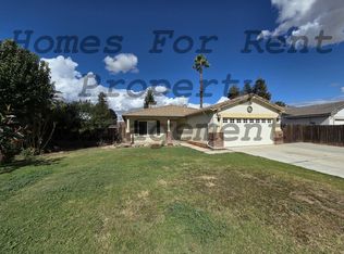 1914 Pioneer Ave, Porterville, CA 93257