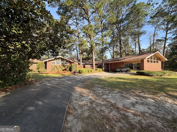 908 8th Ave, Eastman, GA 31023