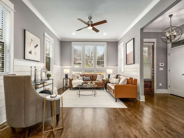 721 Powers Ave #A, Nashville, TN 37206