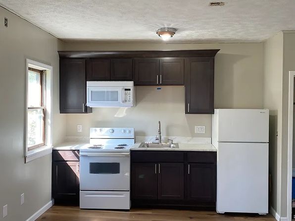 245 E Walnut St APT C