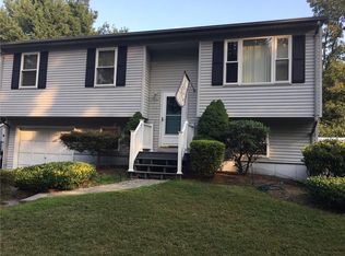 10 Tingley St, Warwick, RI 02886