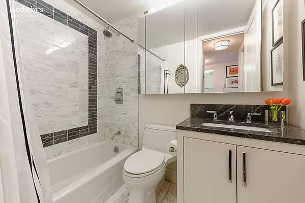 Rented by Sotheby's International Realty | media 20