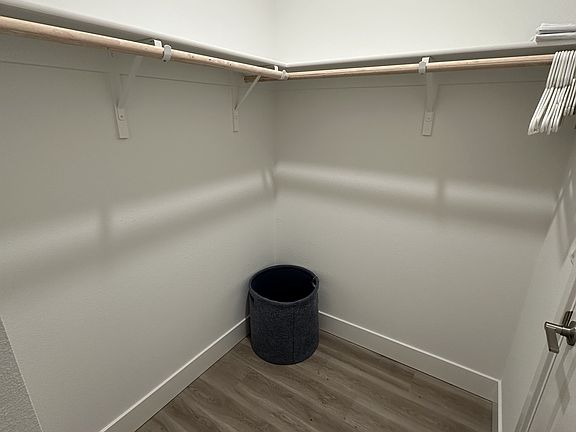 4th image of 10875 Elm Cir