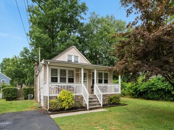 37 Pine Blvd, Hanover Twp., NJ 07927