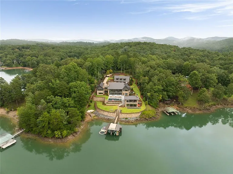 725 Rocky Point Dr — Photo 145