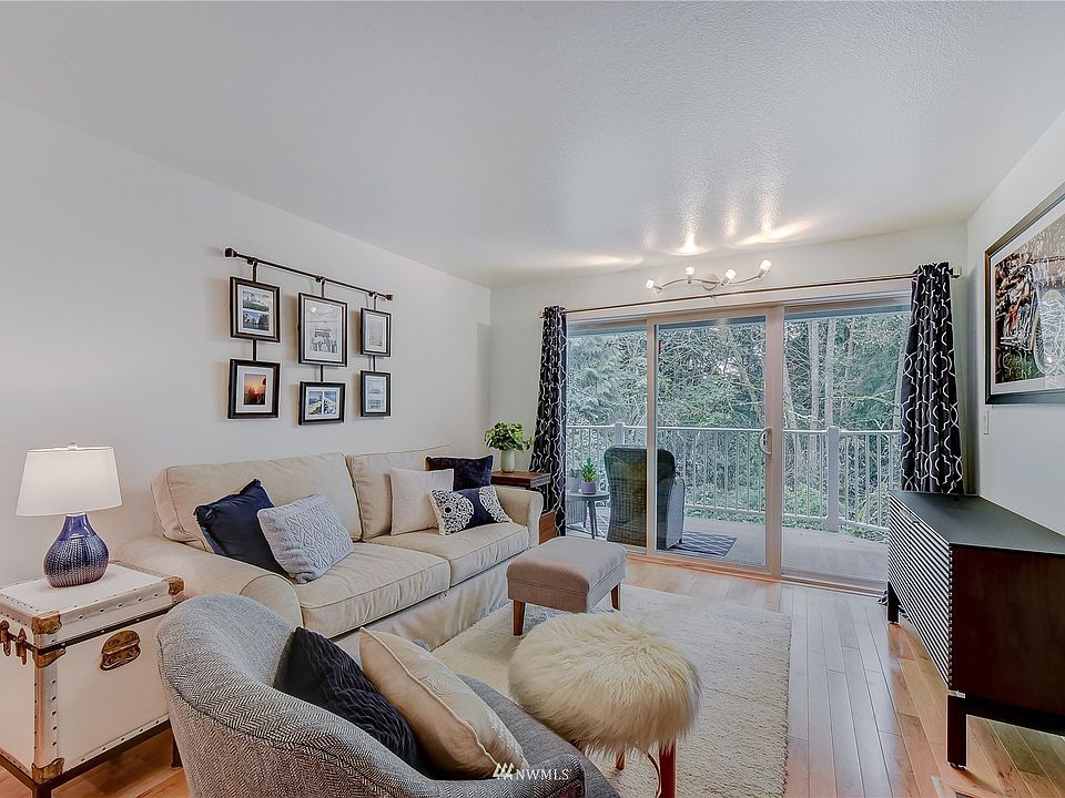 https://www.matrix.nwmls.com/Matrix/MediaManager/ShowImage.aspx?tbl=15&mtid=1&tmui=128438751&mf=P128470566dbd1b841-e922-4761-a188-901711c176b6U-1&w=128&h=96&q=99&md=2022-06-20%2011:36:49.587