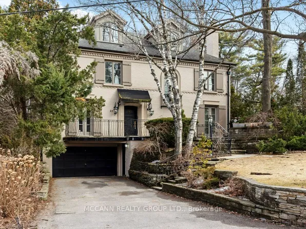 27 Strathgowan Cres, Toronto, ON M4N 2Z6