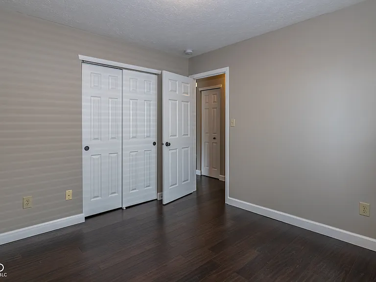 815 Tall Timber Dr — Photo 18