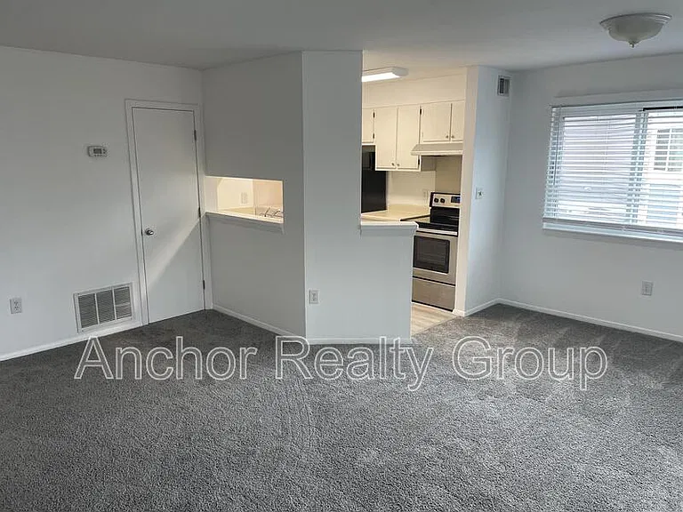 1009 Autumn Woods Ln #111 — Photo 11
