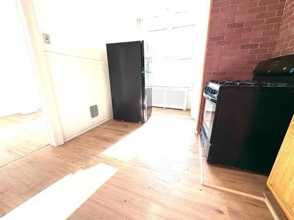 79 Pamrapo Avenue image 5 of 25