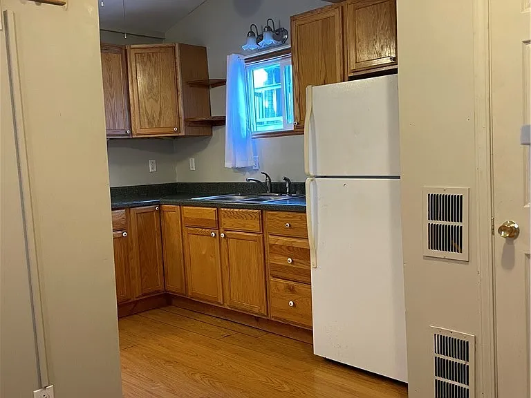 119 Spring Ave — Photo 6