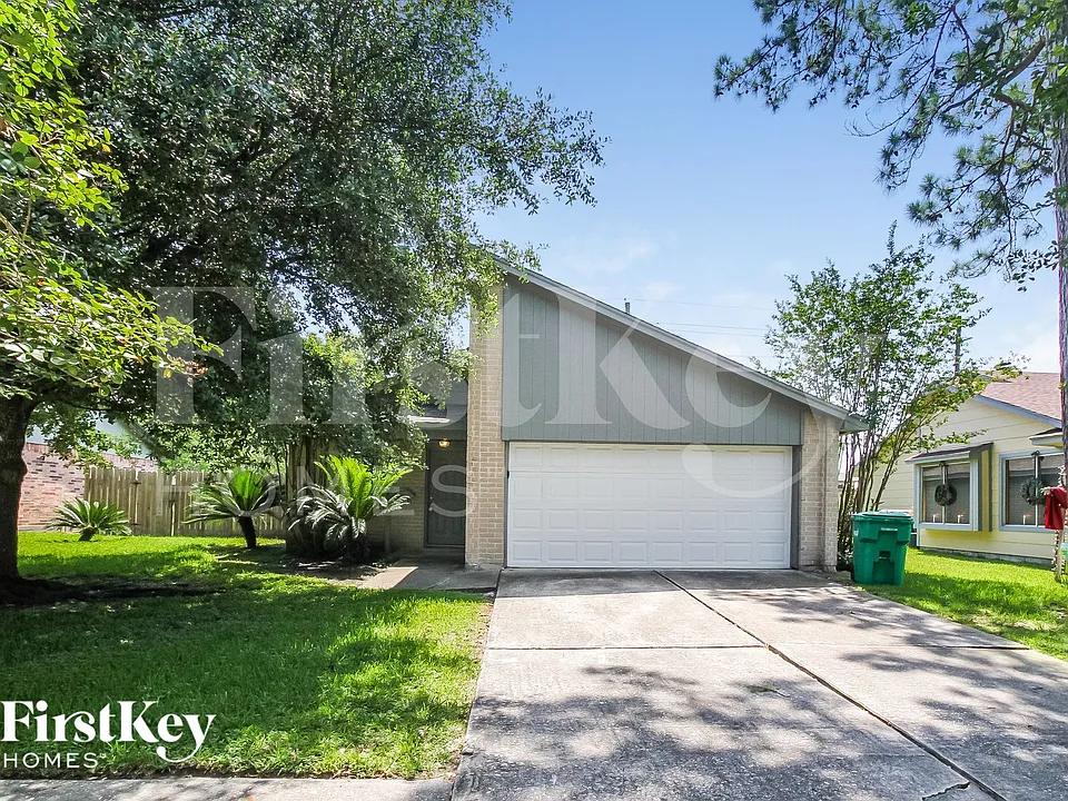 20030 Bambiwoods Dr