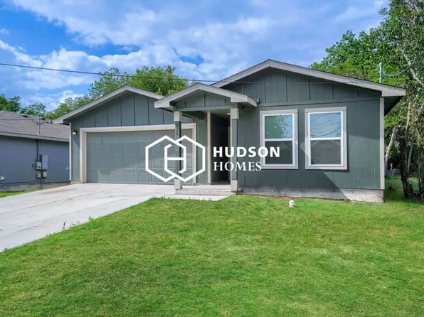 228 Garcia St, Seguin, TX 78155