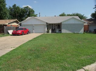 5717 NW 46th St, Warr Acres, OK 73122