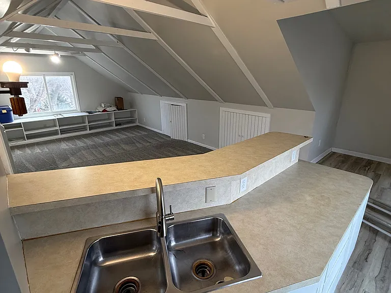 1204 Garfield St #5 — Photo 3
