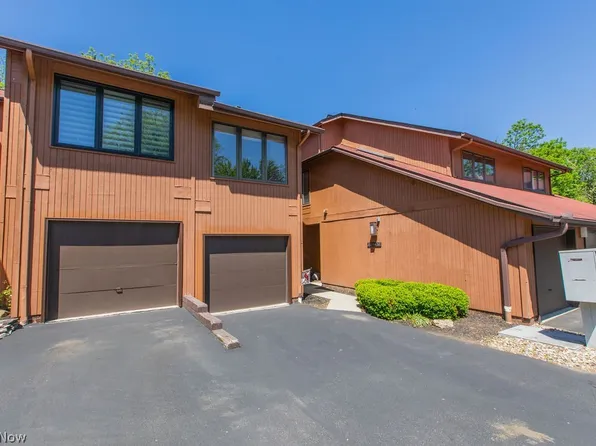25058 Mill River Rd, Olmsted Falls, OH 44138