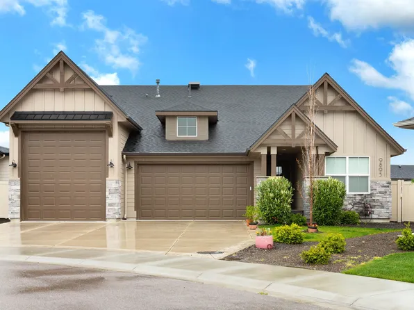 9895 W Sunberry Ct, Star, ID 83669