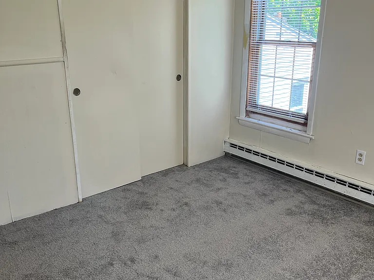 904 E Clay St — Photo 12