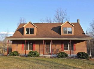 150 Mountain Meadow Ln, Spring Mills, PA 16875