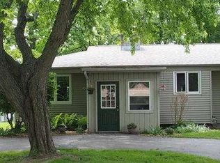 27009 Waubeesee Lake Dr, Waterford, WI 53185