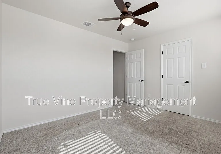114 Katy Way — Photo 26