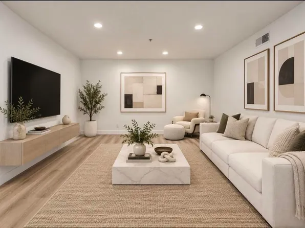 500 E Amado Rd Unit 212, Palm Springs, CA 92262