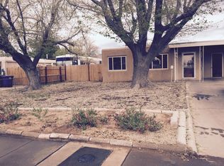 406 Chama St NE, Albuquerque, NM 87108
