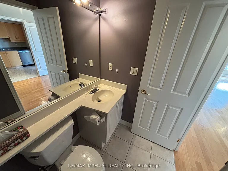 60 Old Mill Rd #405 — Photo 22