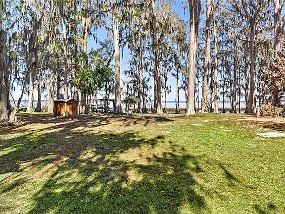 4th image of 28315 Private Rd