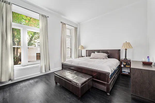 Rented by Compass | media 3