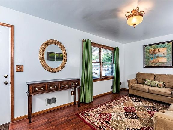 2nd image of 436 Seaton Ave