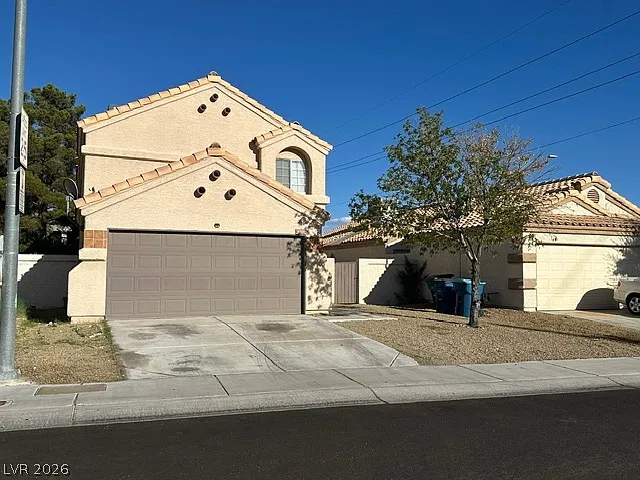 4 bed, 2.5 bath, 2143 sqft, $2,050 — Photo 1