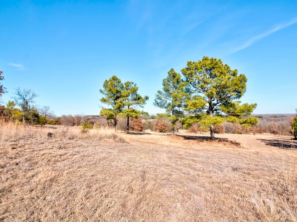 1110 Dye Mound Rd, Forestburg, TX 76239