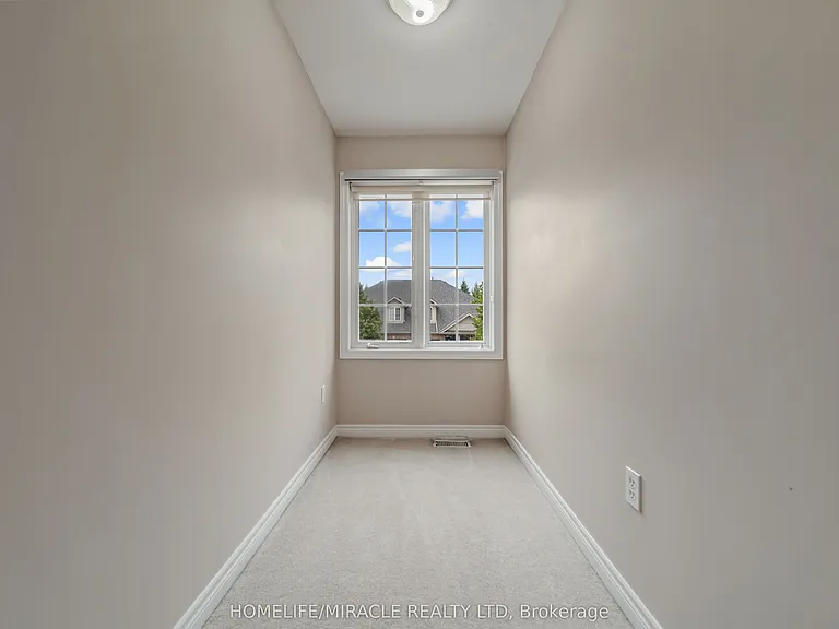 93 Lynch Cir — Photo 36