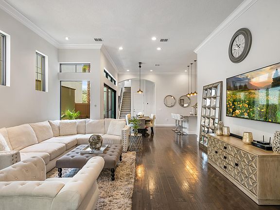 3rd image of 8340 Via Vittoria Way