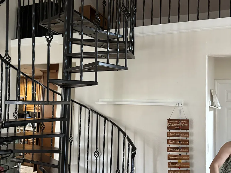411 S Siena St — Photo 5