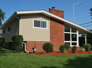 1002 S Dunton Ave, Arlington Heights, IL 60005
