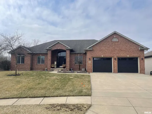 7629 Southport Ln, Springfield, IL 62711