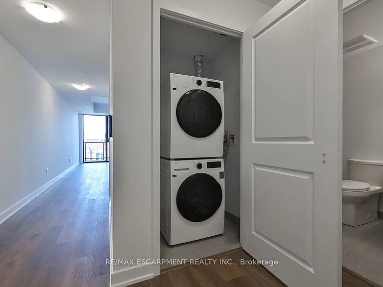 2075 Lakeshore Rd #304 — Photo 17