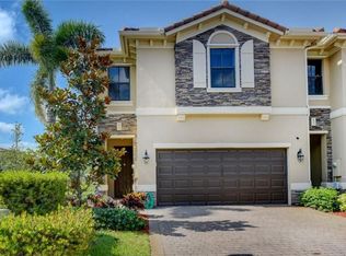 12255 Vaquero Trails Dr, Davie, FL 33325