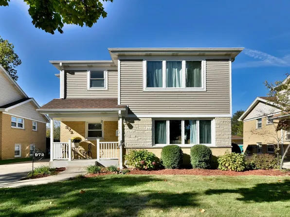 972 S Hawthorne Ave, Elmhurst, IL 60126