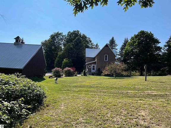 2nd image of 4009 Grace Rd