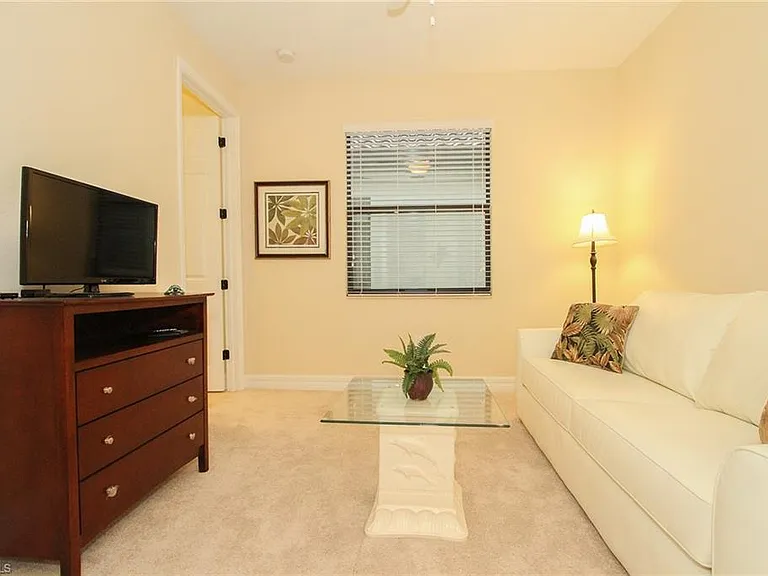3122 Aviamar Cir — Photo 8
