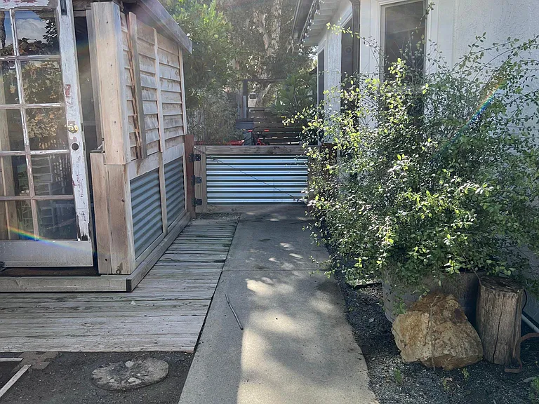 6816 Luciernaga Ct — Photo 12