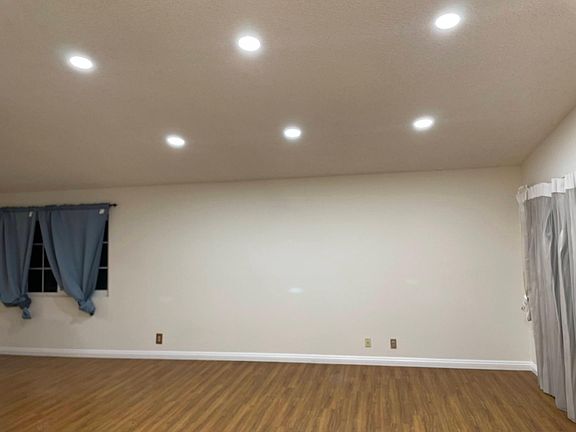 3rd image of 1579 Kiowa Crest Dr