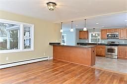 5th image of 64 Pembroke St