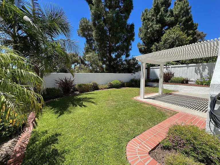 4445 Mistral Pl — Photo 6