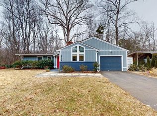 3364 Annandale Rd, Falls Church, VA 22042