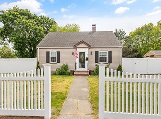 9 Griffin Rd, Peabody, MA 01960