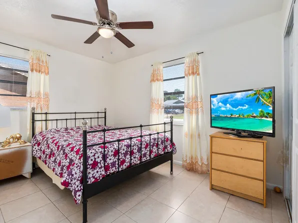 287 SW Moselle Avenue, Port St Lucie, FL 34984